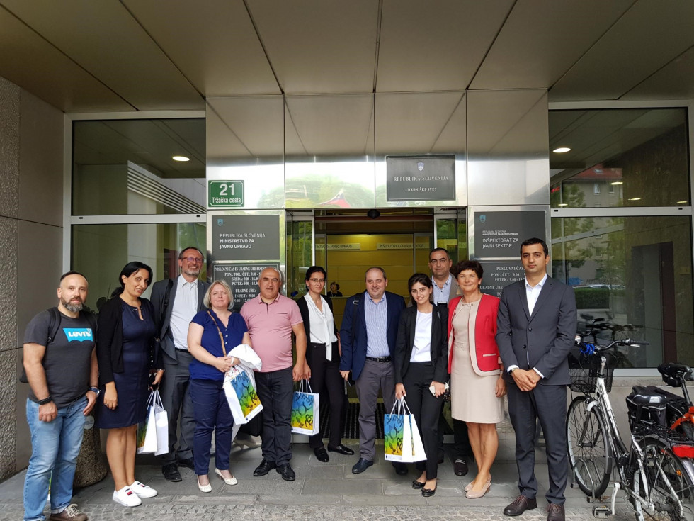 Armenian delegation on a study visit to Slovenia, group photography