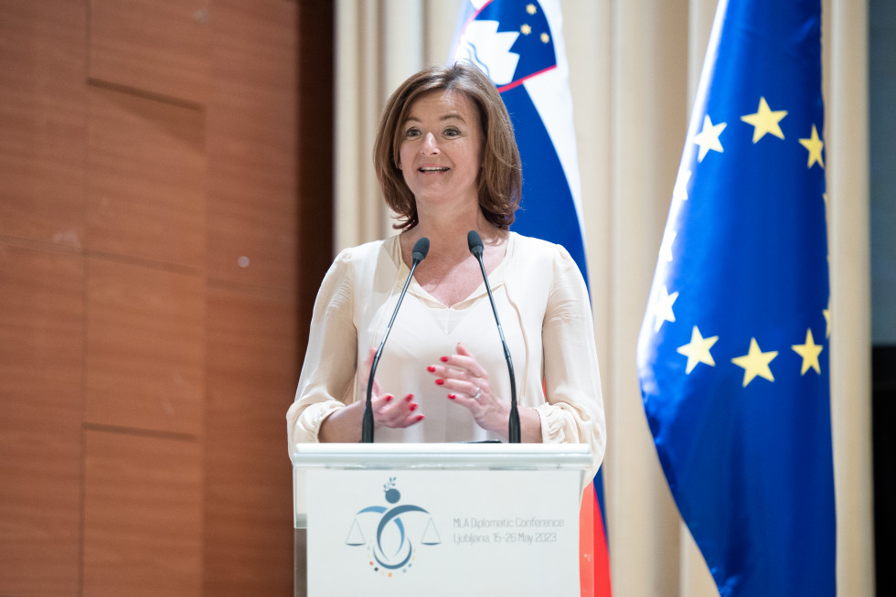 Minister Tanja Fajon