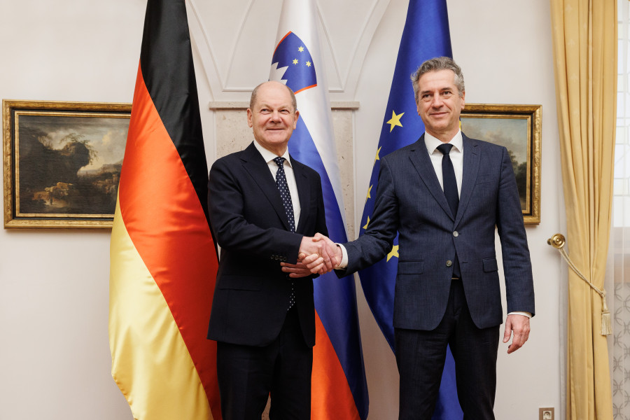 The Prime Minister of the Republic of Slovenia, Robert Golob, today hosted the Chancellor of the Federal Republic of Germany, Olaf Scholz