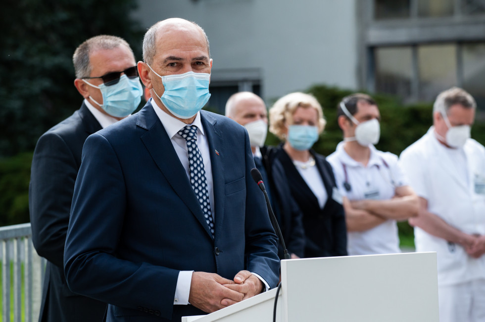 Predsednik vlade Janez Janša je obiskal Splošno bolnišnico Slovenj Gradec
