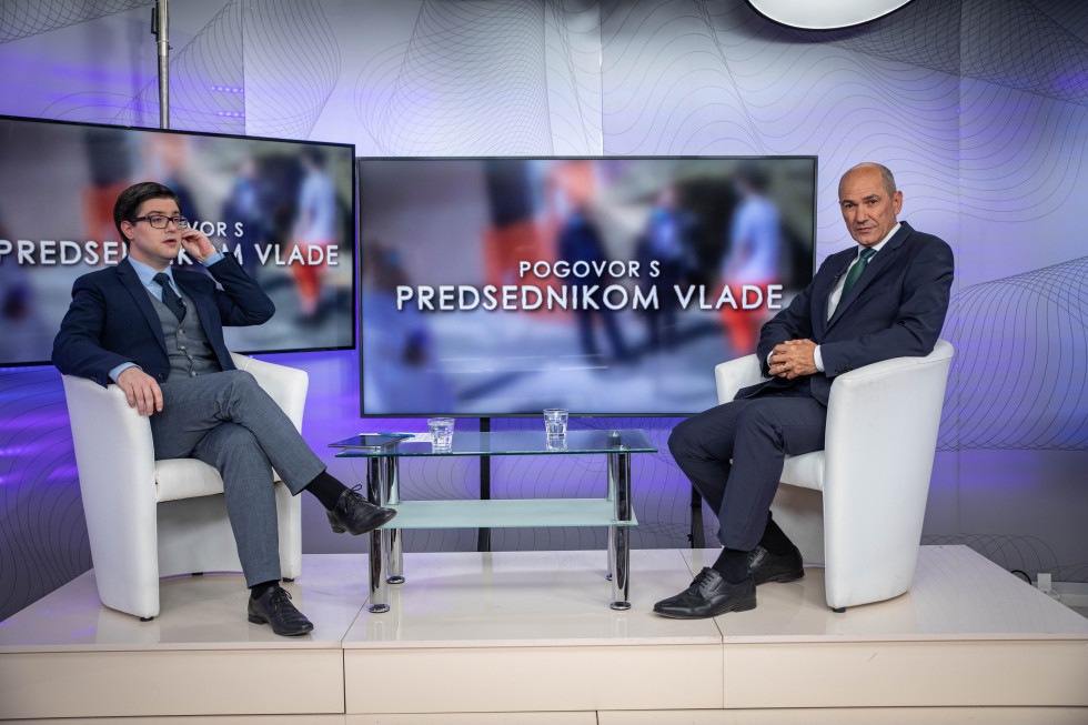 Predsednik vlade Janez Janša je bil gost oddaje Pogovor s predsednikom vlade na Nova24TV.