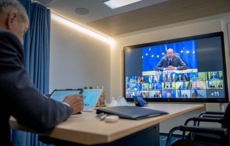 Evropski svet 191120b (PM Janez Janša attended an informal video conference of the European Council on the current COVID-19 situation.)