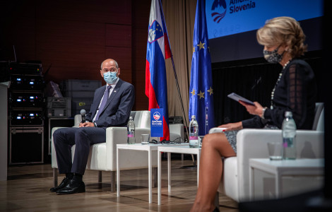 737A9619 v2 (Prime Minister Janez Janša at AmCham Business Breakfast)