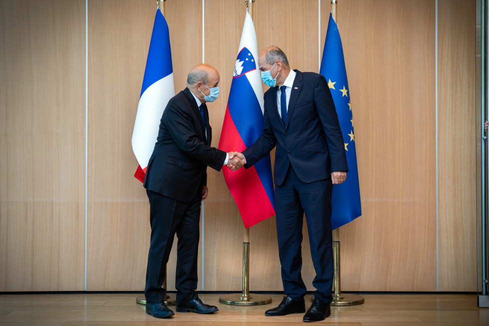 Prime Minister Janez Janša meets French Minister of Europe and Foreign Affairs Jean-Yves Le Drian.