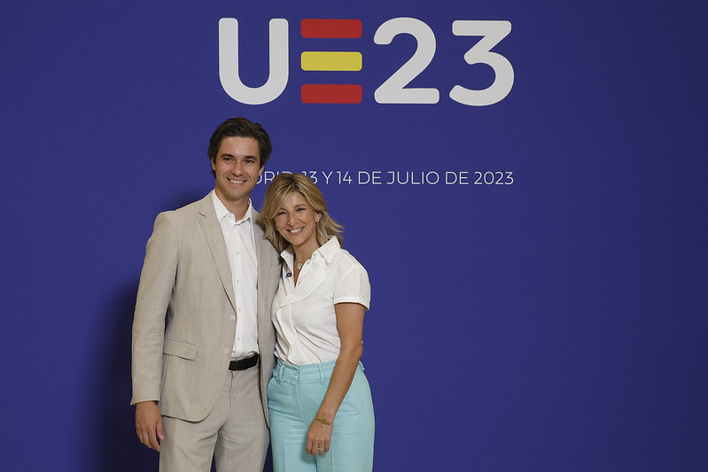 Luka Mesec in Yolanda Díaz, španska podpredsednica vlade in ministrica za delo in socialno ekonomijo