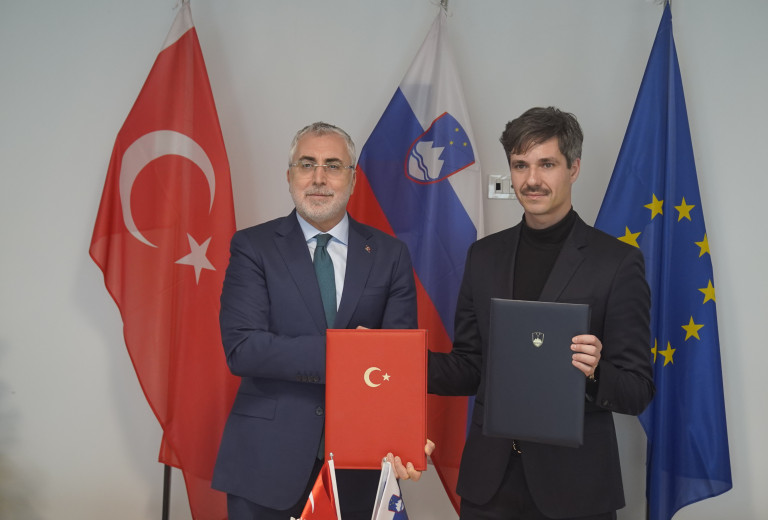 Slovenija in Turčija podpisali sporazum o socialni varnosti