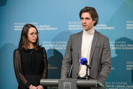 Izjava za medije ministra Luke Mesca in predsednice ŠOS, Marike Grubar  