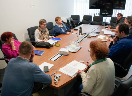 Minister Luka Mesec with representatives of the Hospitality Industry and Tourism Workers' Union of Slovenia 