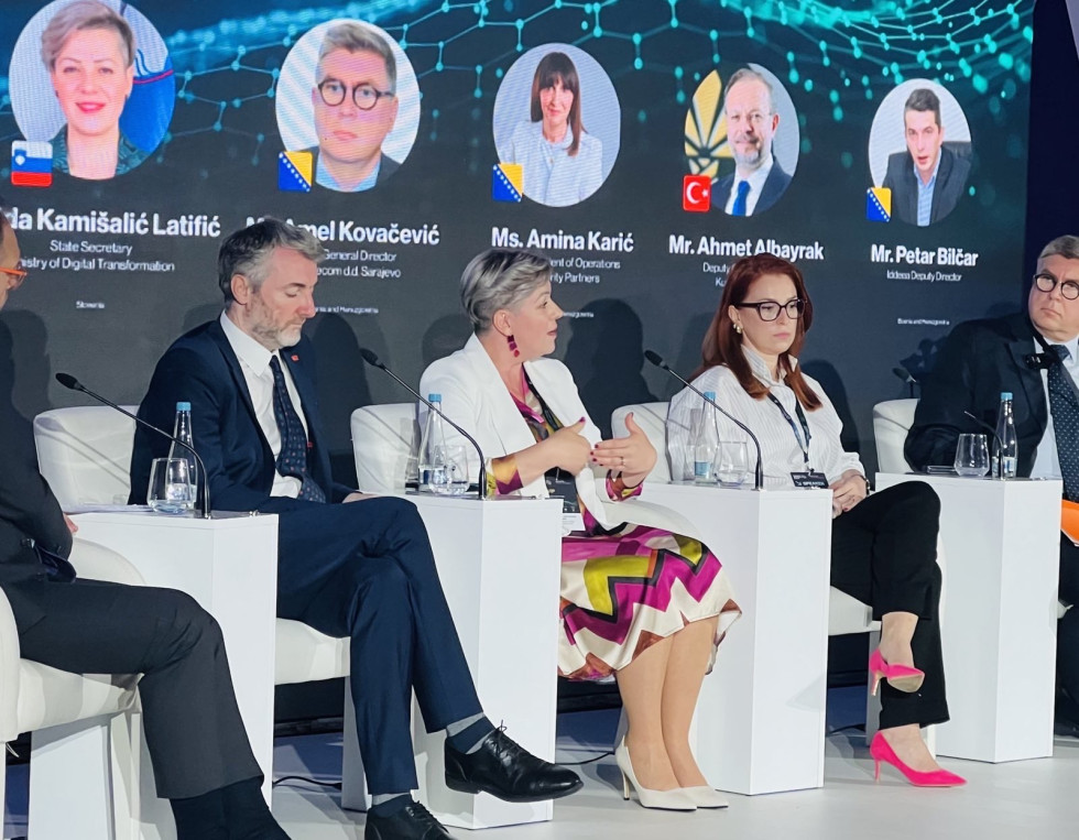 Državna sekretarka MDP na Sarajevskem poslovnem forumu