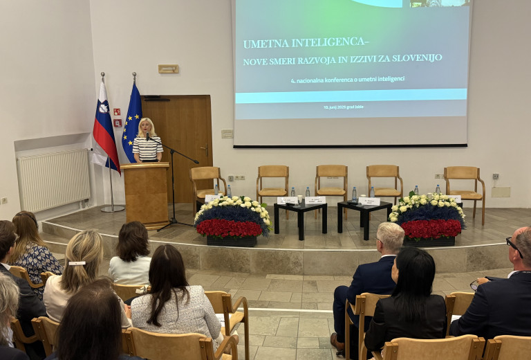 Četrta nacionalna konferenca o UI osvetlila razvojne priložnosti in strateške izzive Slovenije