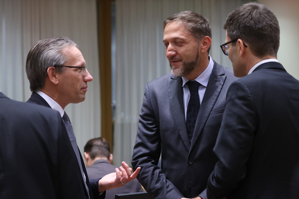 Nemški finančni minister Jörg Kukies, minister Klemen Boštjančič in
