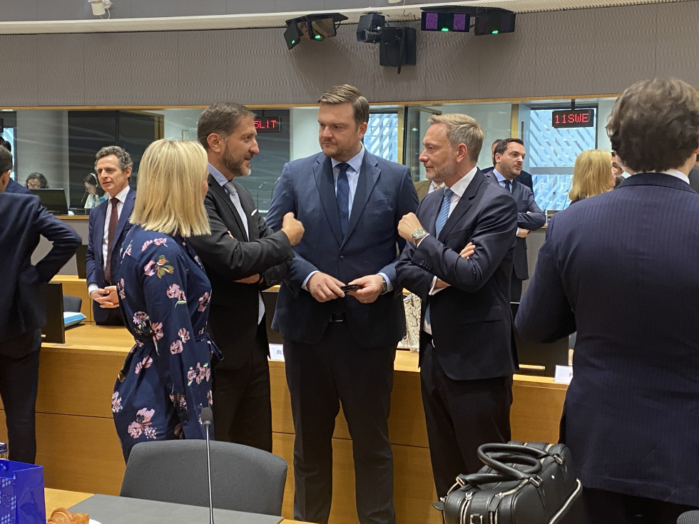 Minister Klemen Boštjančič z nemškim ministrom Christianom Lindnerjem, hrvaškim ministrom Markom Primoracem in finsko ministrico Riikko Purra.