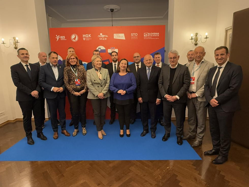 Group photo of participants