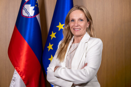 mag. Mojca Lončarič Šlauer