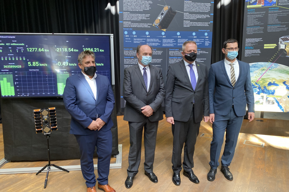 Na sliki od leve proti desni: dr. Iztok Kramberger, Slavko Vetrih, Zdravko Počivalšek, Dominik Kobold.