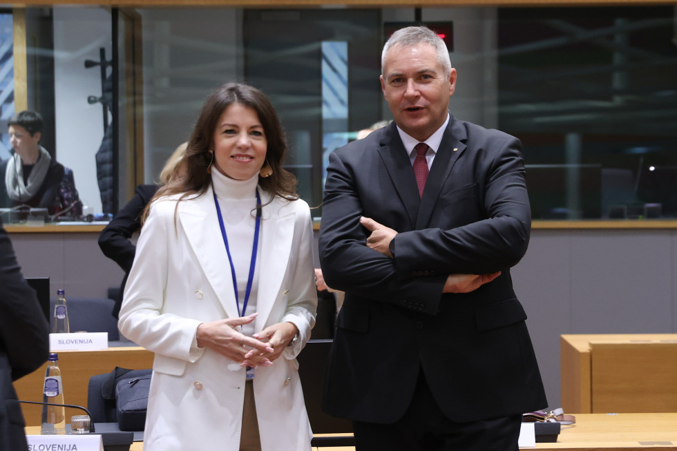 Generalna direktorica Pinter in državni sekretar Židan