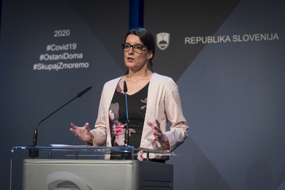 Novinarska konferenca- ministrica prof. dr. Simona Kustec
