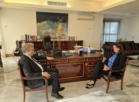 Minister dr. Papič in grška ministrica za izobraževanje in verske zadeve Niki Kerameos.