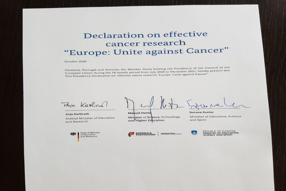Slika podpisane deklaracije. 