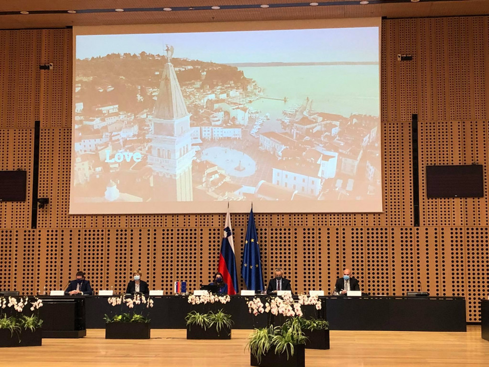 the main conference room with some participants