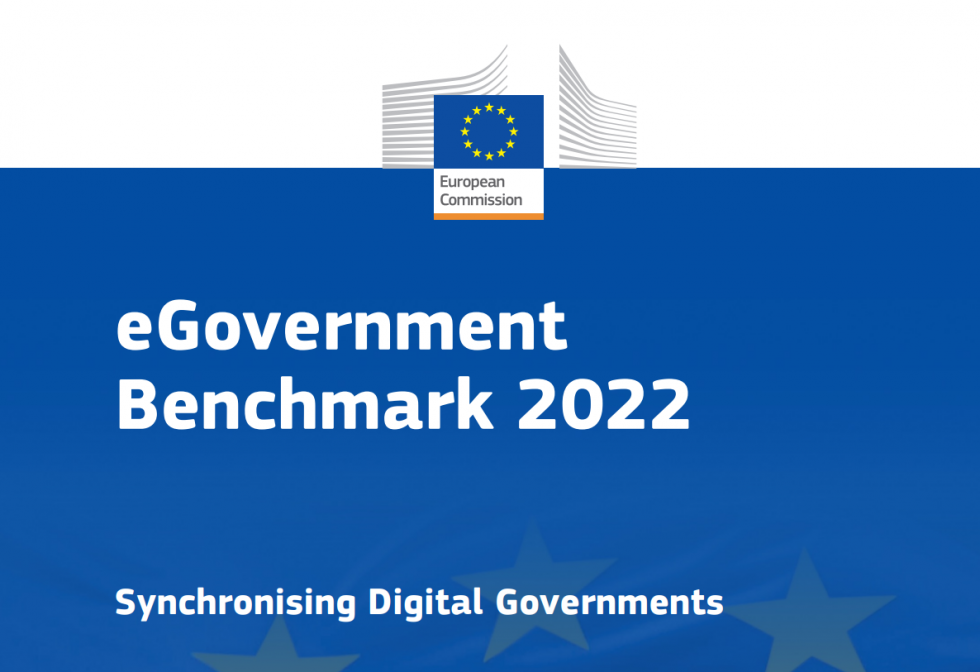 Naslovnica primerjalne analize razvitosti storitev e-uprave 2022 v angleščini