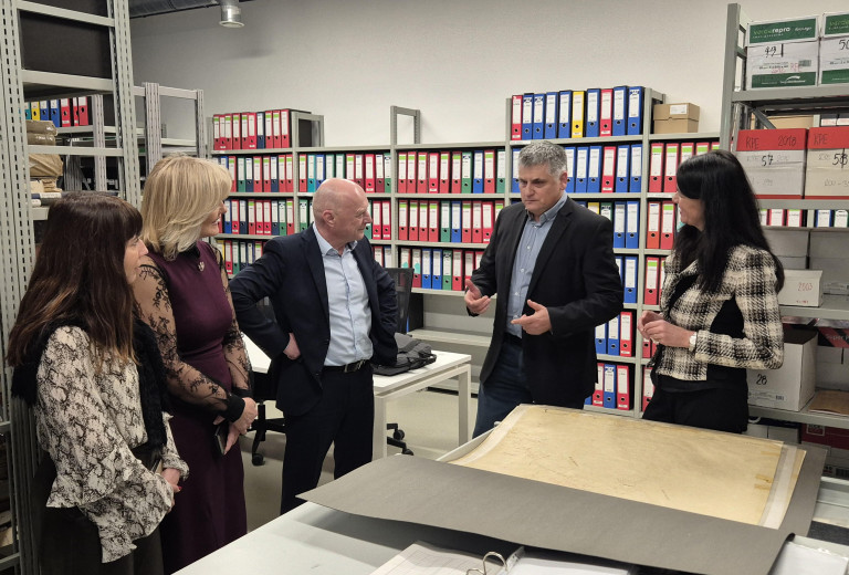 Minister Props obiskal upravni center v Kopru ter prostovoljce in nevladnike Obalno-kraške regije