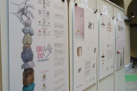 Fotografija prikazuje plakat iz zaključnega izziva
