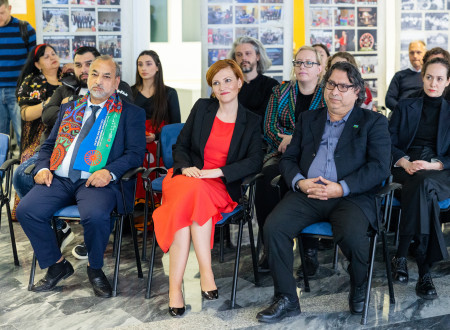 Predsednik Zveze Romov Slovenije Jožek Horvat Muc, ministrica za kulturo Asta Vrečko in predstavnik mariborskih Romov Fatmir Bećiri