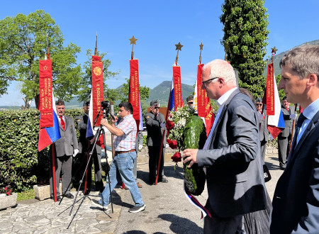 Državni sekretar bo položil venec k spomeniku heroja Mihajla