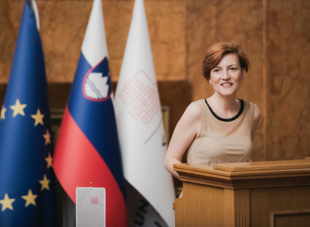Ministrica za kulturo v nagavoru