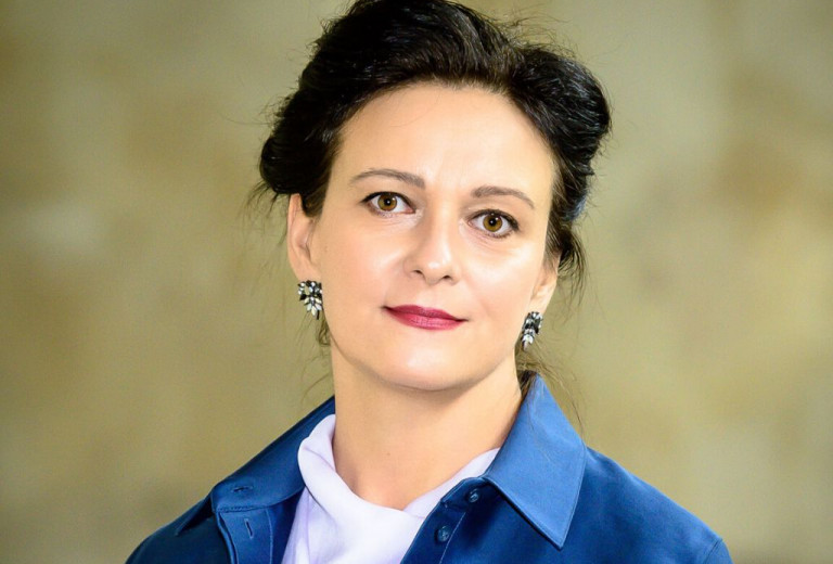 Barbara Koželj Podlogar’s extended term-of-office to manage the Creativity Directorate 