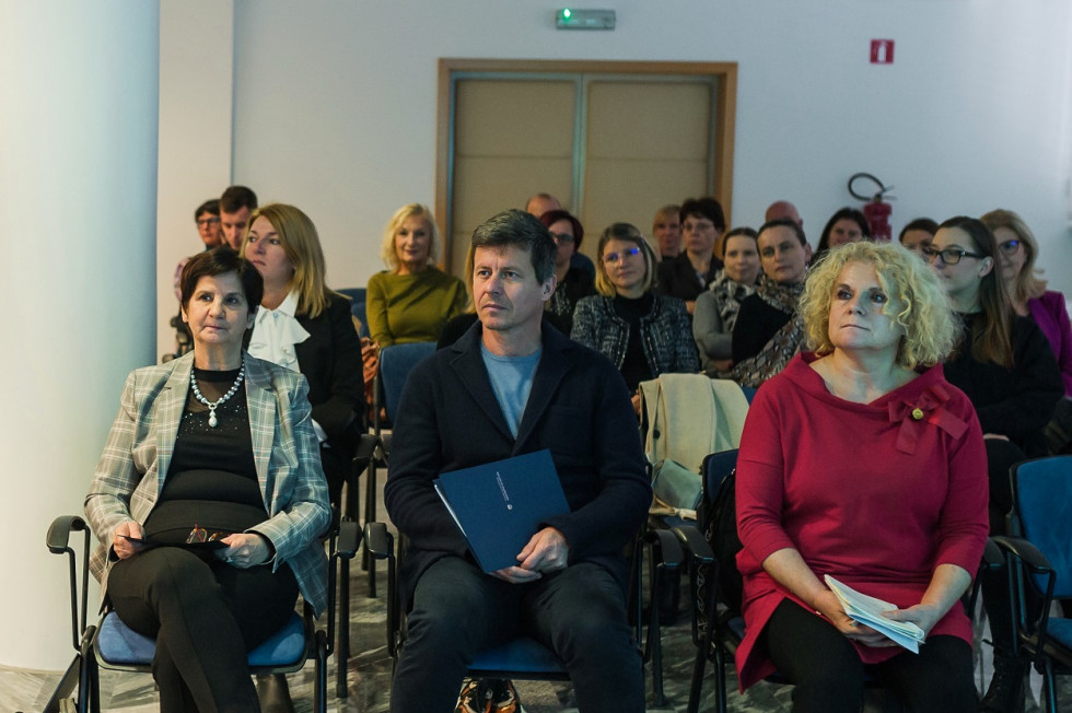 Državni sekretar in udeleženci podelitve naziva Branju prijazna občina