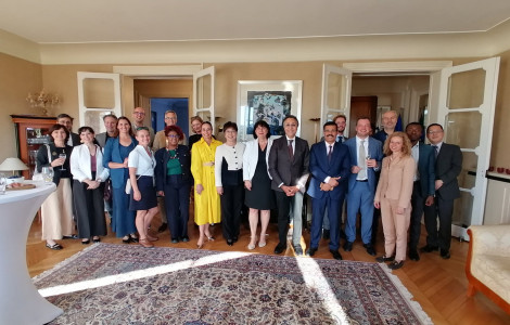 1 (Group Photograph at the Premises of the Embassy of the Republic of Slovenia in Paris)