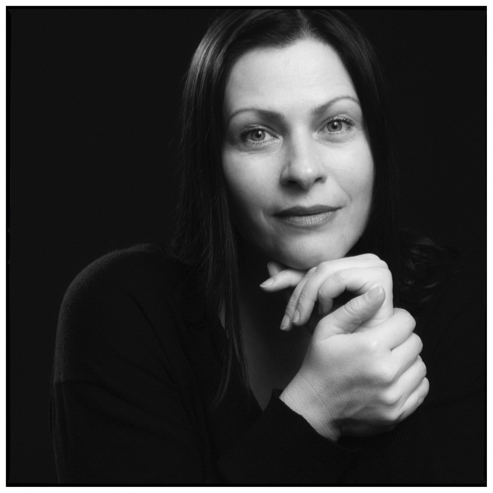 Portretna fotografija mezzosopranistke Nuške Drašček
