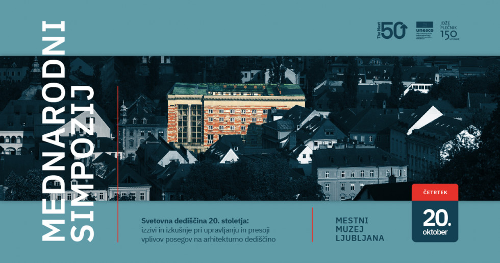 Pasica za simpozij, v središču katere je fotografija Nacionalne in univerzitetne knjižnice v Ljubljani z sosednjimi stavbami ter z naslovom, datumom in krajem izvedbe simpozija