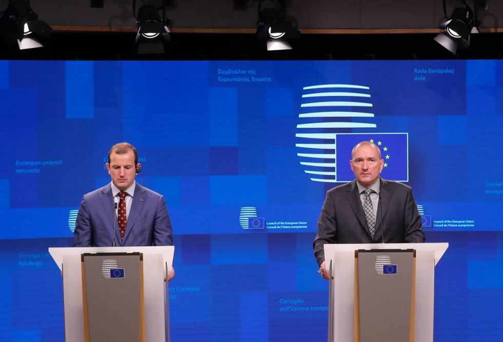 Minister Podgoršek and Commissioner Sinkevičius at today's press conference