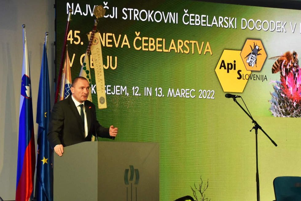 Minister Podgoršek na otvoritvi Sejma ApiSlovenija v Celju