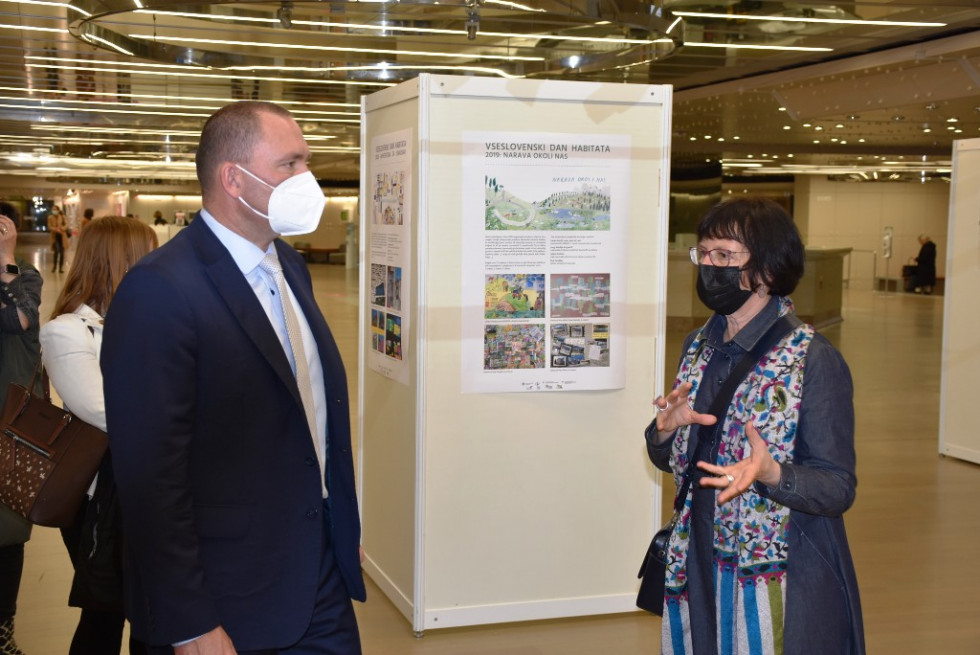 Minister Podgoršek na Kulturnem bazarju v Cankarjevem domu