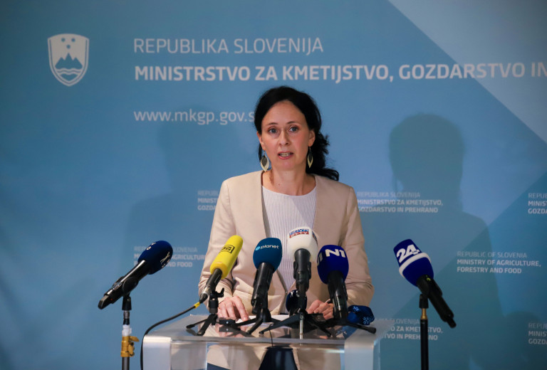Predstavljene ugotovitve nadzora nad ostanki pesticidov v živilih