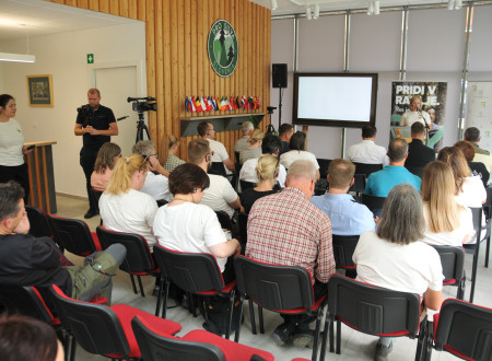 Center sonaravnosti in trajnostnega upravljanja z gozdovi