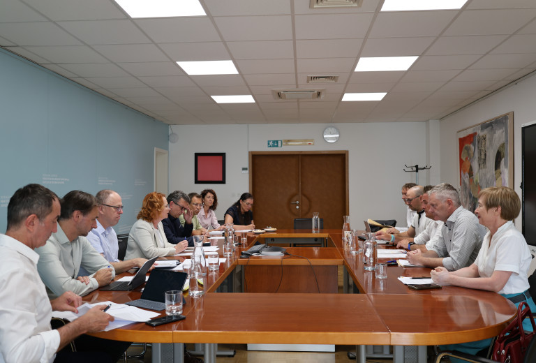 Strengthening cooperation with local communities to support local development and the effective use of EU funds 