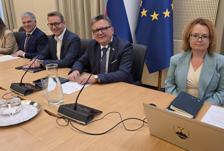 Prvič se je sestala delovna skupina za pripravo Načrta za nacionalna in regionalna partnerstva