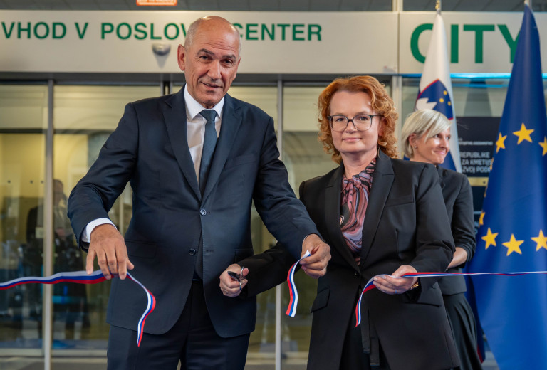 Official opening: Relocation of Ministry's headquarters to Maribor marks the first step towards Slovenia’s decentralisation 