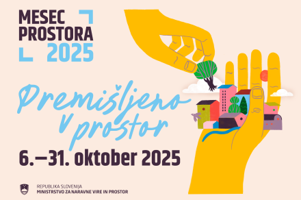 Mesec prostora