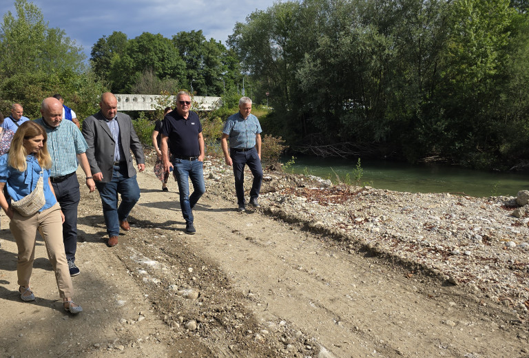 Minister Novak na ogledu popoplavne sanacije na porečju Srednje Save