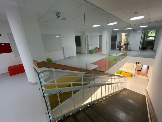 Hodnik stare trgovske šole 