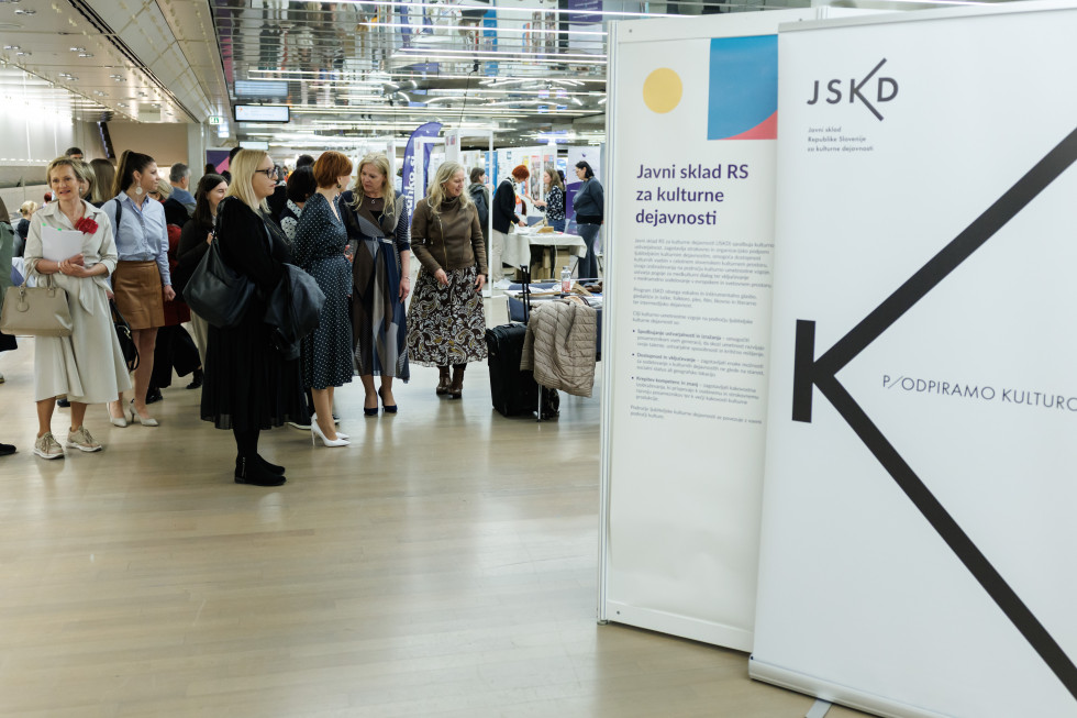 udeleženci na kulturnem bazarju 2026