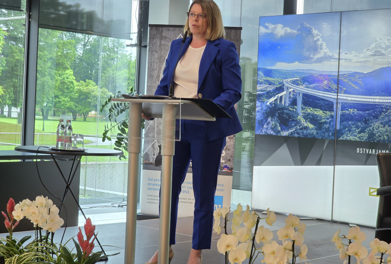 Digitalizacija in uvajanje sodobnih tehnologij pomembna tema tudi na področju gradbenega sektorja