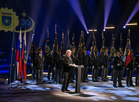 Govor predsednika Zveze policijskih veteranskih društev dr. Tomaža Časa
