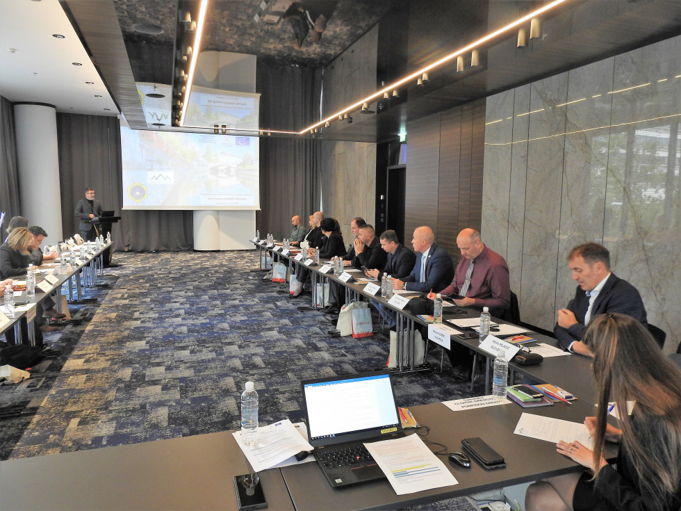 State Secretary dr. Branko Lobnikar inaugurated the eighth annual meeting of the Pompidou Group’s South-East Europe Airports Group with an opening address, standing in front of the participants sitting at the table